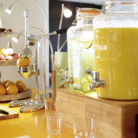 호텔 Novotel Marne-la-vallee 누와시 르 그헝