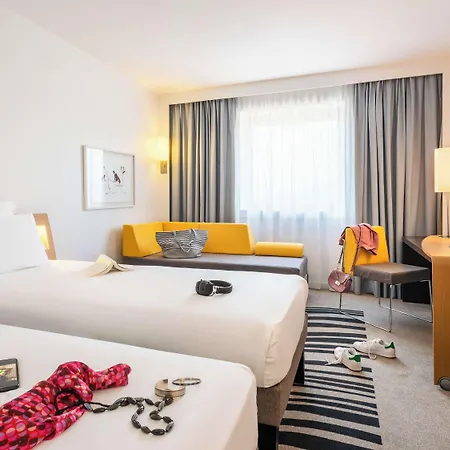 호텔 Novotel Marne-la-vallee 누와시 르 그헝