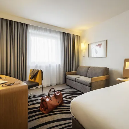 Novotel Marne-la-vallee 4* 누와시 르 그헝