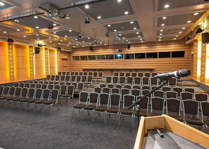 Novotel Marne-la-vallee 호텔 4*