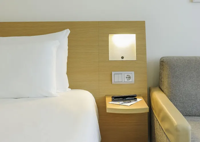 호텔 Novotel Marne-la-vallee 누와시 르 그헝