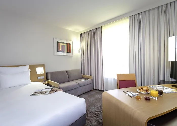 Novotel Marne-la-vallee 4* 누와시 르 그헝