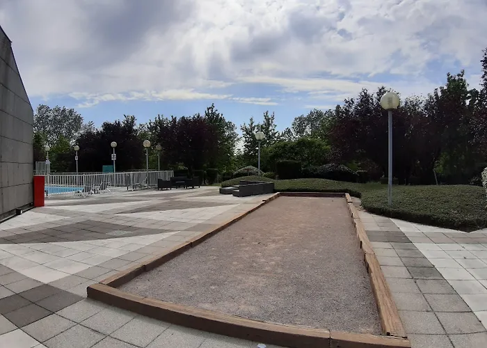 호텔 Novotel Marne-la-vallee 누와시 르 그헝