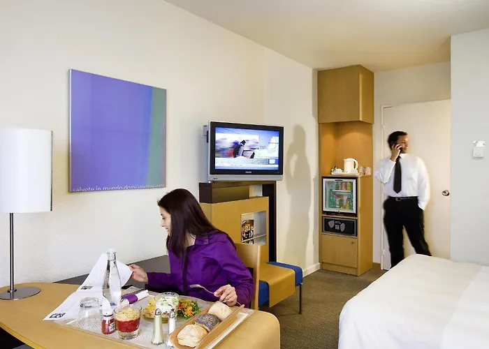 Novotel Marne-la-vallee 4* 누와시 르 그헝