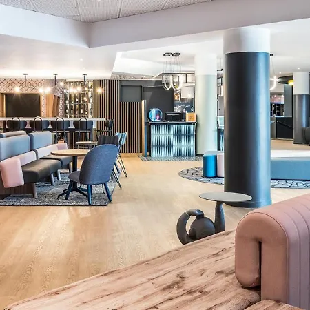 מלון Novotel Marne-la-vallee 4*