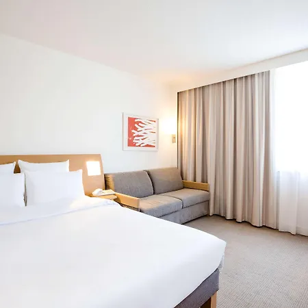 מלון Novotel Marne-la-vallee נואזי-לה-גראן