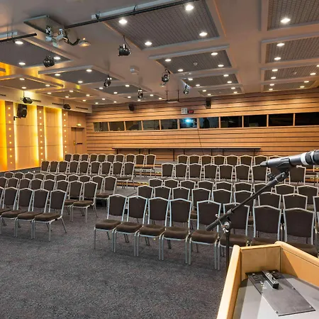 Novotel Marne-la-vallee מלון 4*