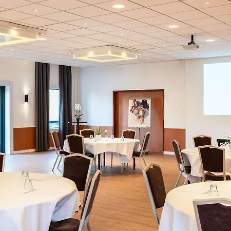 Novotel Marne-la-vallee נואזי-לה-גראן